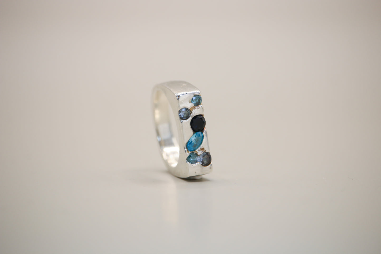 Pacific - Frame Signet Ring