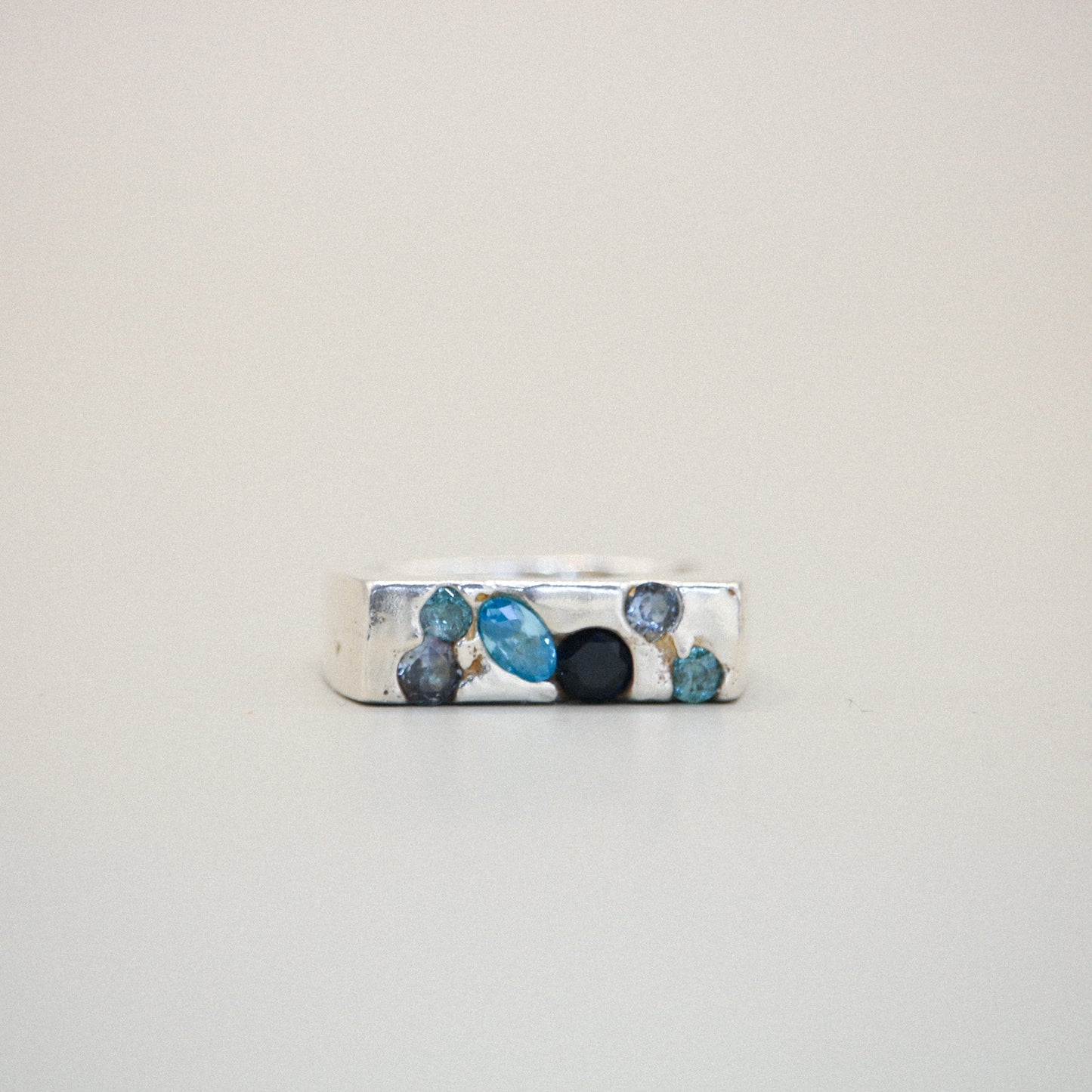 Pacific - Frame Signet Ring