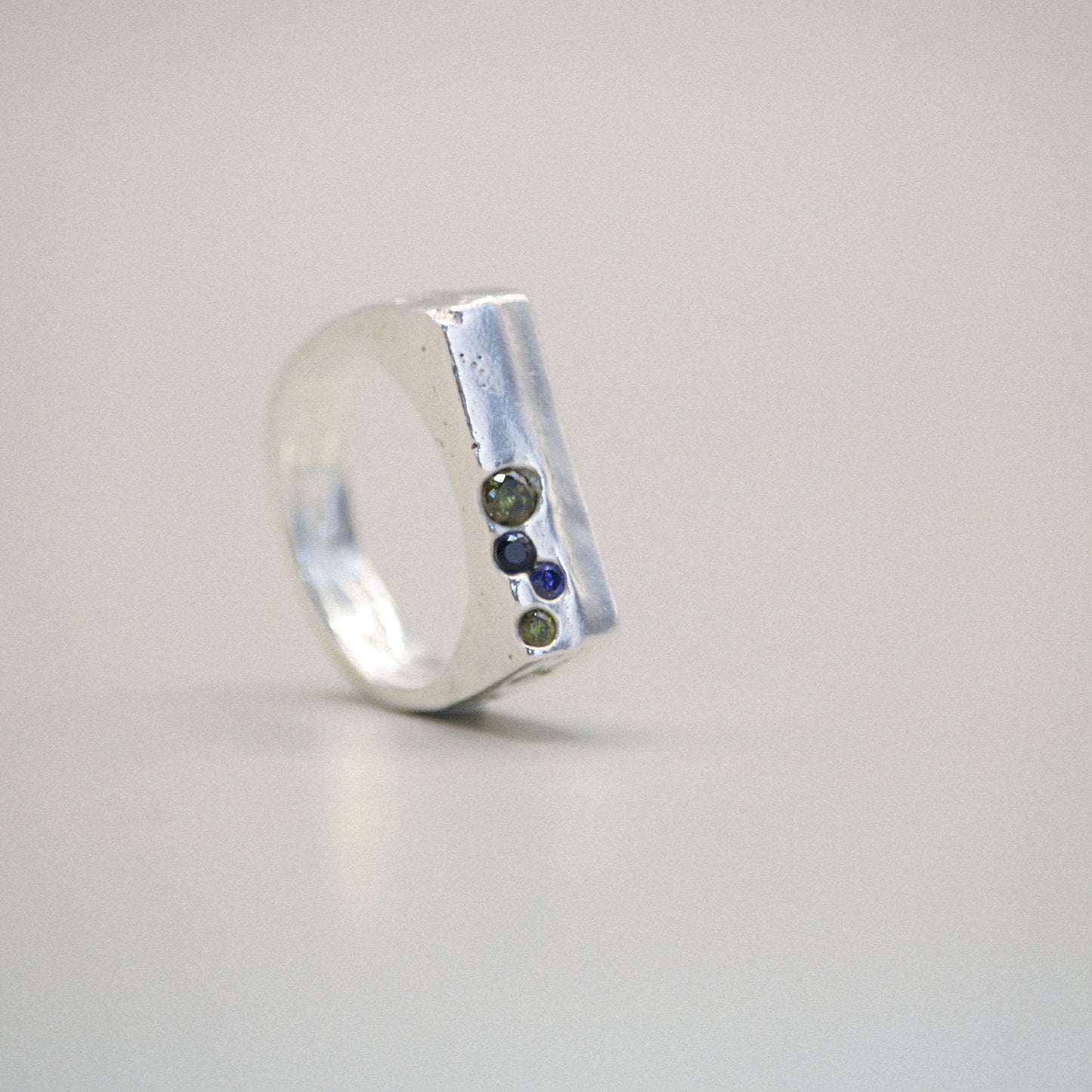 Estero - Frame Signet Ring