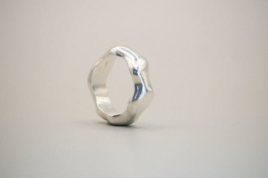 Wavy Ring